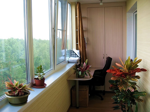 Как выбрать и заказать окна на балкон или лоджию по лучшим ценам