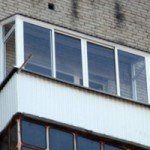 Остекление балкона однокамерными стеклопакетами