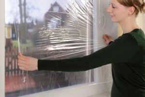 Как и чем утеплить пластиковые окна зимой – варианты утепления снаружи и изнутри